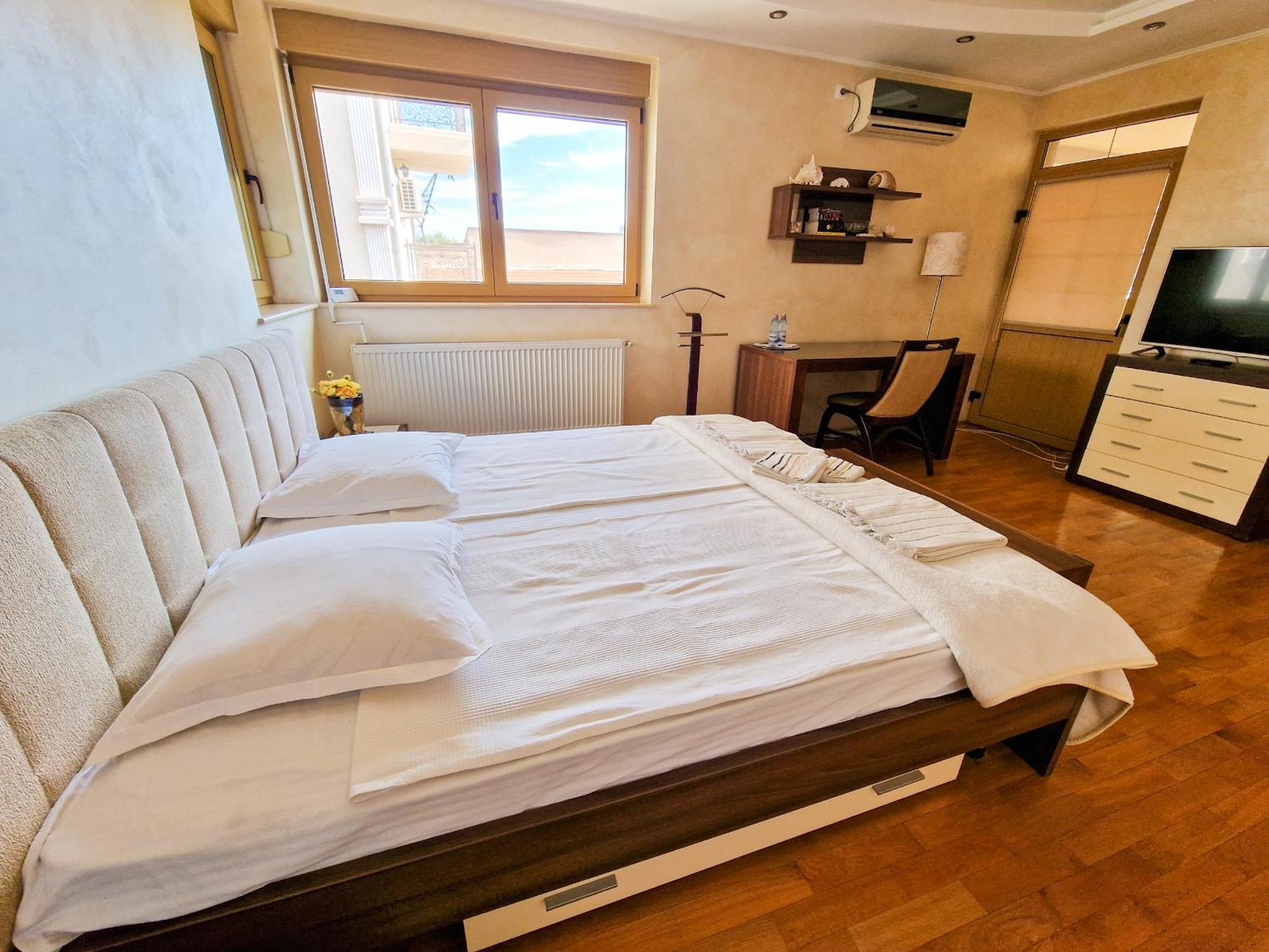Casa Edwin Bed & Breakfast Constanţa Eksteriør bilde